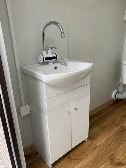 WC Cabina Doble 3×2 metros con tanque de aguas residuales