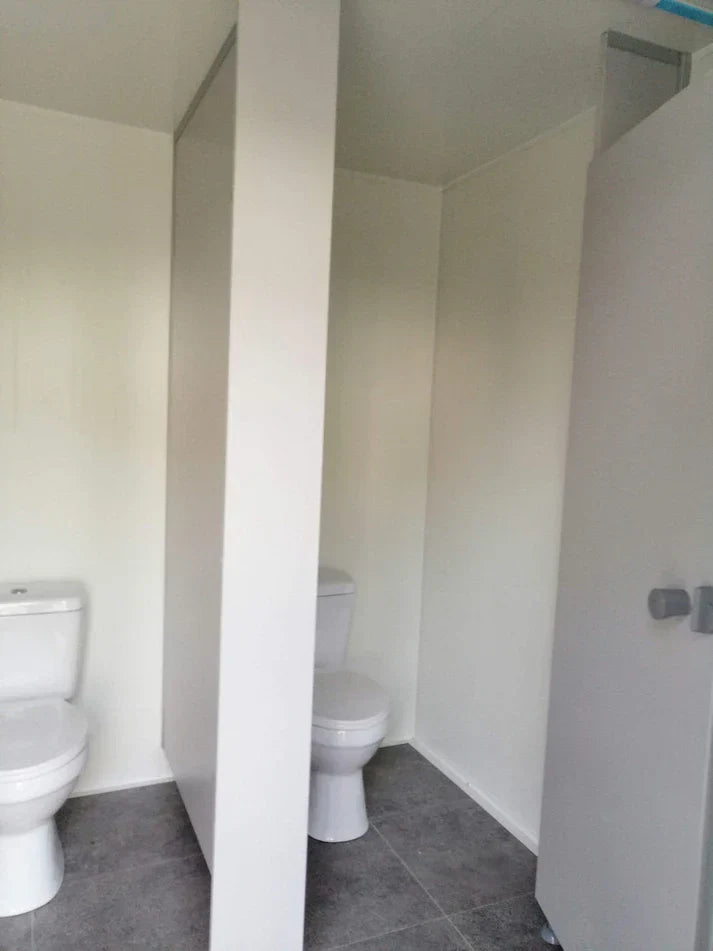 Remolque sanitario WC hombres y mujeres – Modelo profesional