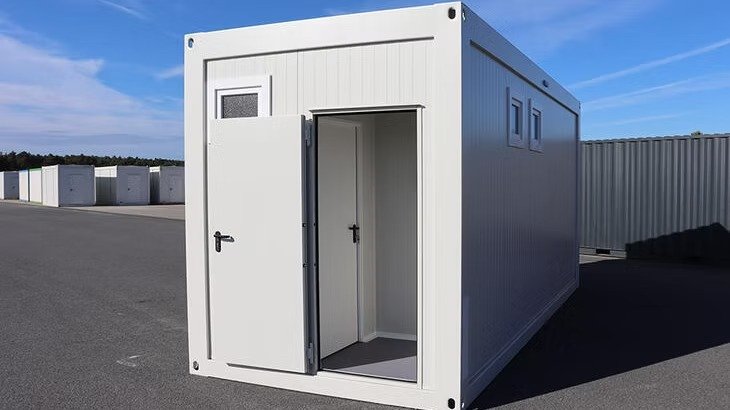 Módulo sanitario equipado