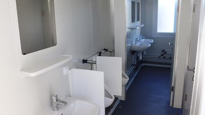 Módulo sanitario equipado