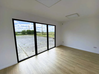 Contenedor de oficina  6m × 3m × 2,9 m · ≈ 18 m² útiles