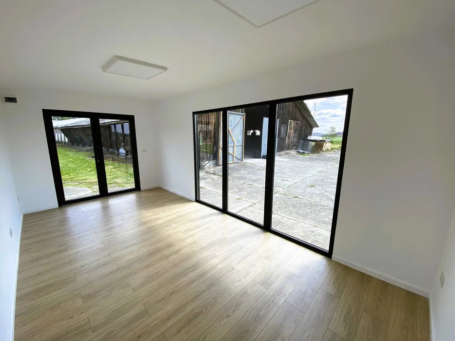 Contenedor de oficina  6m × 3m × 2,9 m · ≈ 18 m² útiles